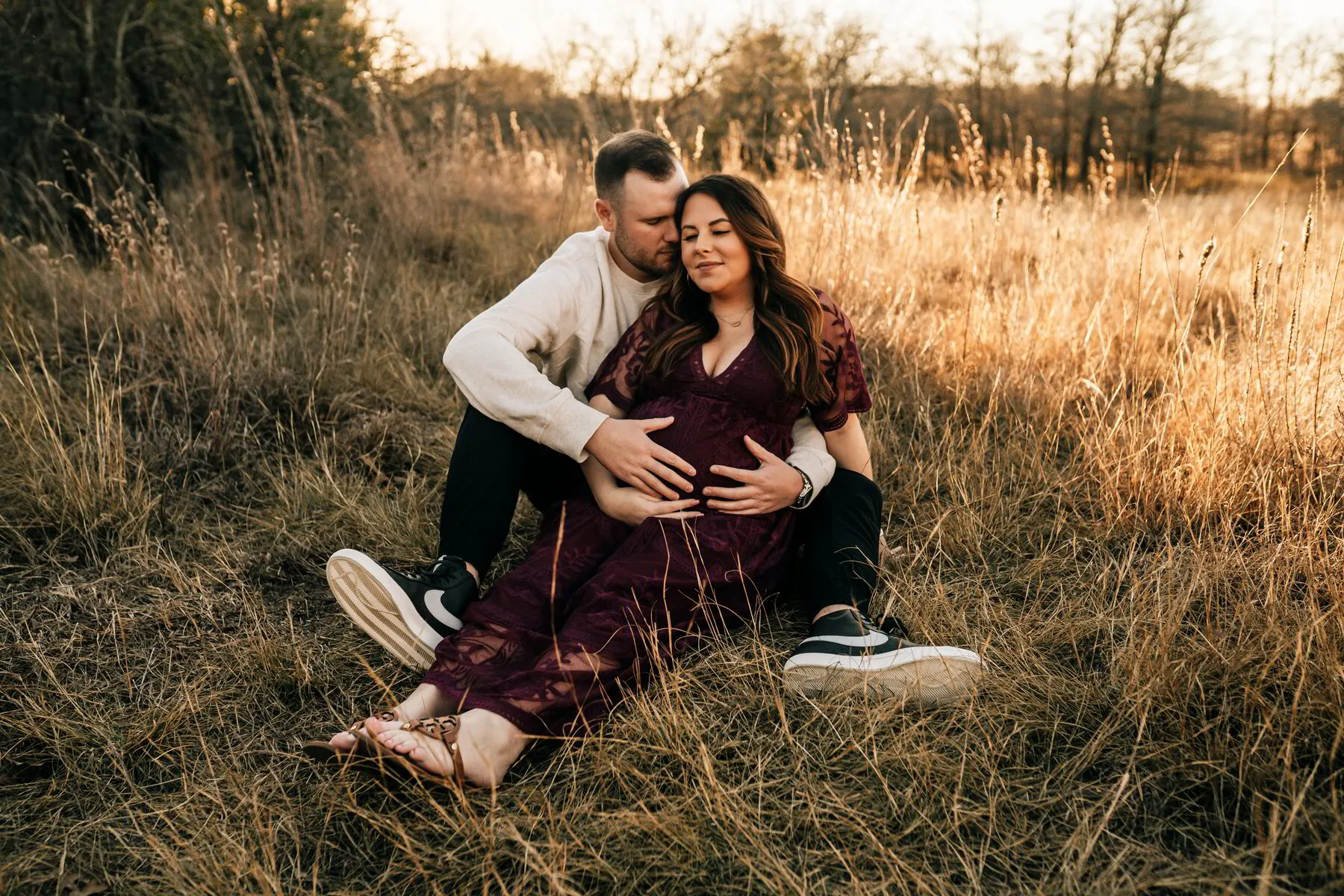 Maternity photography by Lisa Roby
