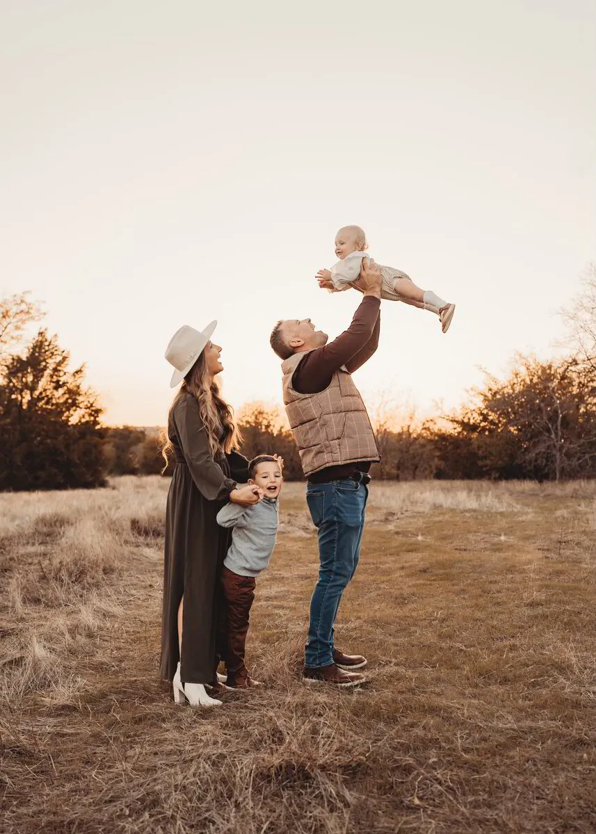 Family photography by Lisa Roby
